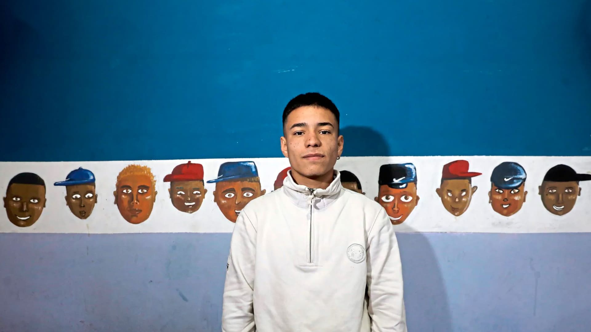 “Estoy muy arrepentido. Yo era muy chico y quería sentir que mi vida podía ser buena”, cuenta Fabrizio, hoy de 20 años, al recordar cuando de adolescente empezó a vender drogas y robar