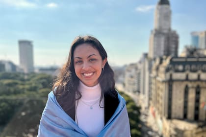 "Estoy súper, súper contenta. Fue un shock tremendo, no me lo esperaba para nada. Orgullosa de poder representar a mi colegio y a mi país una vez más”, dijo Martina Bahiana Basgall Sequeira