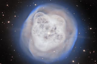 Estrella moribunda aparece como una esfera de cristal ondulante en nueva imagen de telescopio