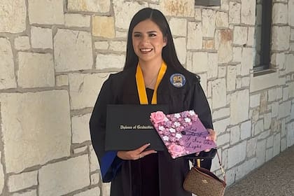 Estudiante universitaria deportada en Acción de Gracias pudo haber evitado su expulsión, dice EEUU