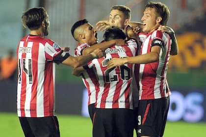 Estudiantes, clasificado a los cuartos de final de la Copa Argentina