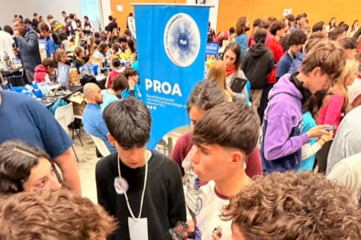 Estudiantes de todo el país participan de la Educabot 2026