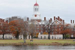 Estudiantes judíos comienzan a descartar universidades de élite del noreste de Estados Unidos, como Harvard, a causa de las protestas pro-palestinas