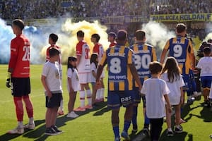 Estudiantes le dio la espalda a Rosario Central y fue sancionado por la AFA