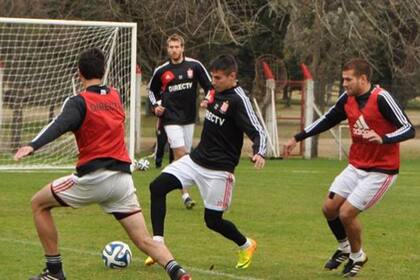 Estudiantes sueña con poder revertir el resultado en el Monumental