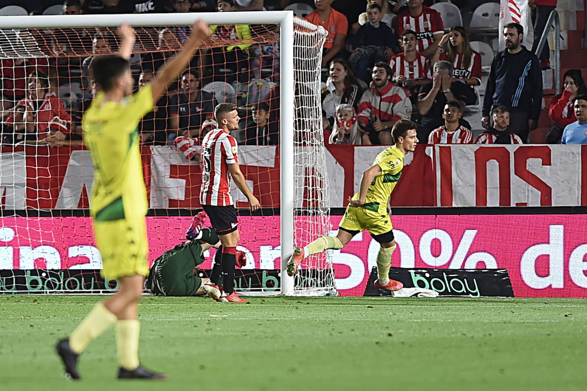 Estudiantes vs Aldosivi. 10-12-21