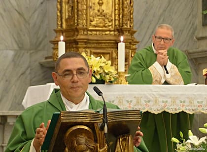 Estudió patrística, la ciencia religiosa que se ocupa de los textos escritos por los padres de la iglesia, en el Instituto Augustinianum de Roma