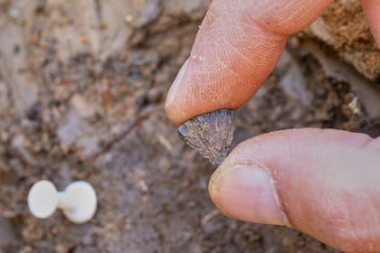 Estudio revela que los humanos usaban fuego hace 400.000 años, mucho antes de lo pensado