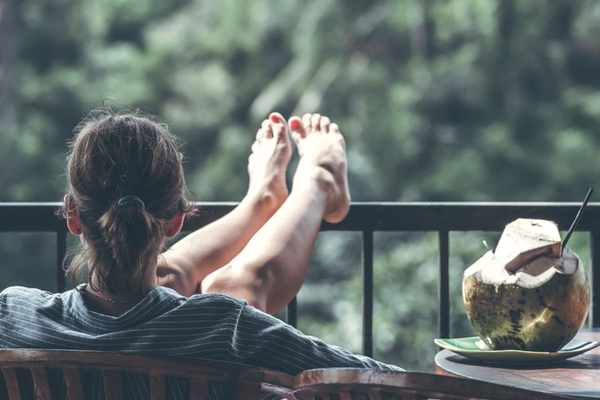 Estudios detectaron que se redujeron las horas dedicadas al ocio de los trabajadores y las empresas buscan soluciones para aplacar el exceso de trabajo