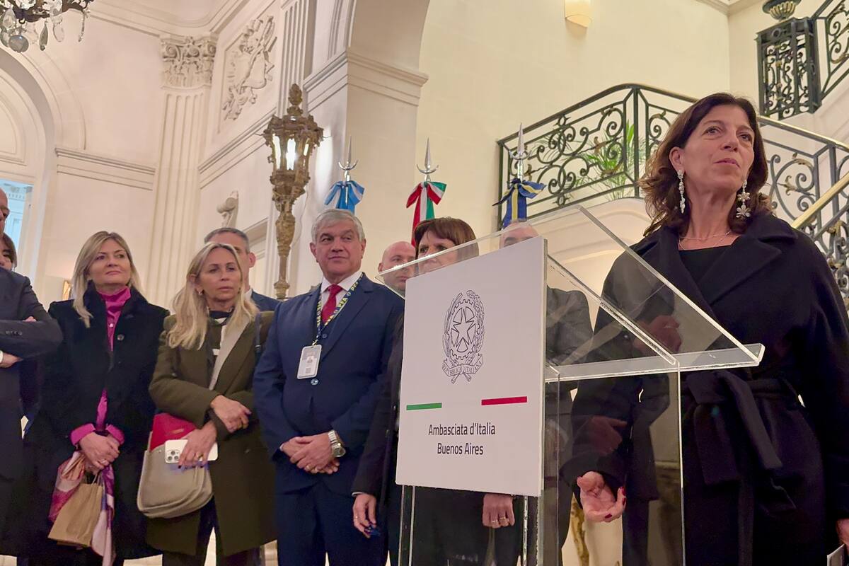 Estuvieron presentes en el encuentro la ministra de Seguridad Patricia Bullrich, la administradora federal Florencia Misrahi y el embajador de Italia, Fabrizio Lucentini