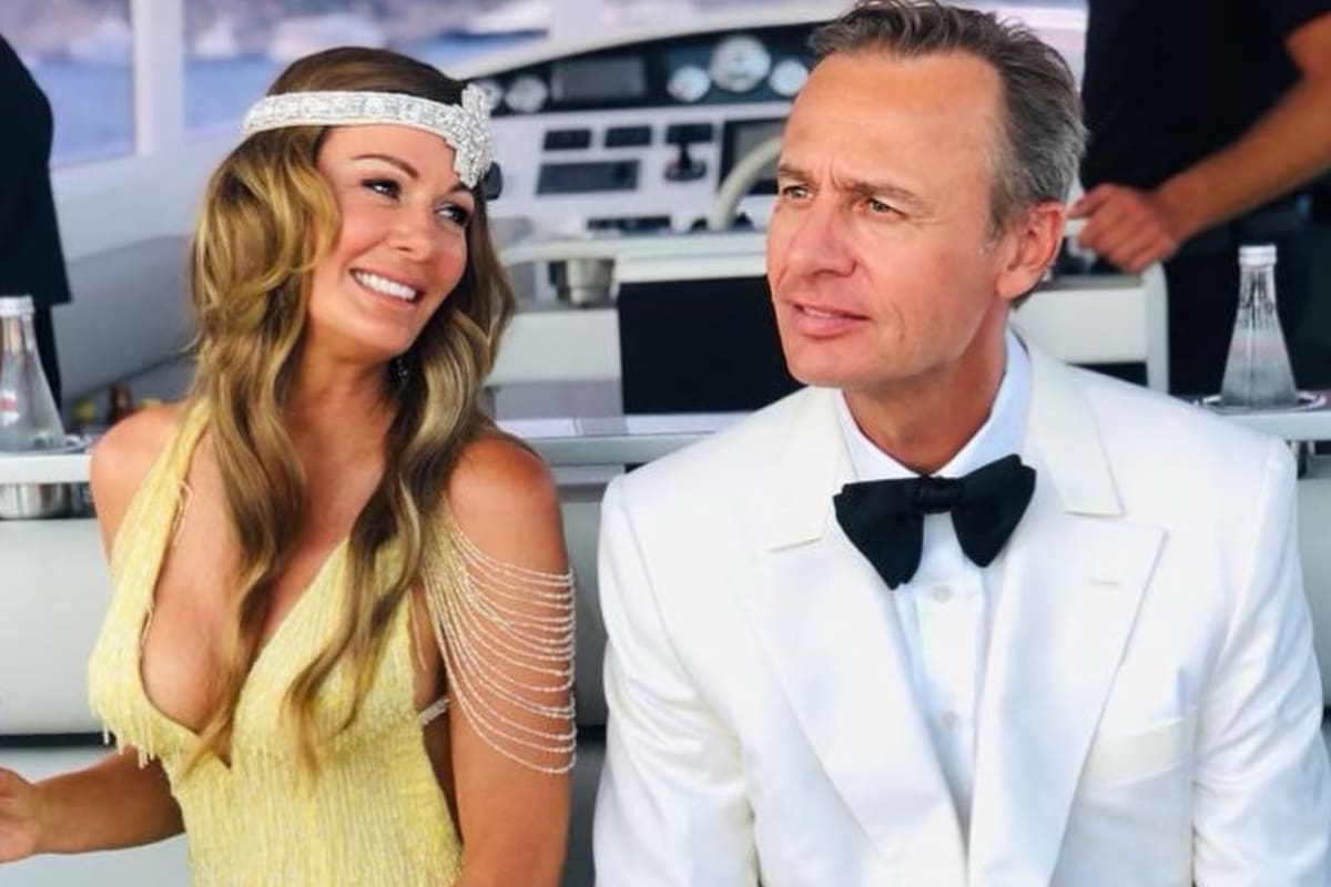 Estuvo casada más de 20 años con el empresario suizo Ernesto Bertarelli; tras la separación, recibirá una extraordinaria fortuna