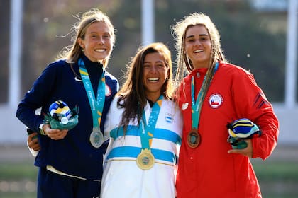 Eugenia De Armas repitió la medalla de oro conseguida en Lima 2019 en wakeboard