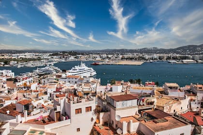 Eugenia dejó atrás Barcelona e Ibiza, lugares con recuerdos lindos pero dolorosos.