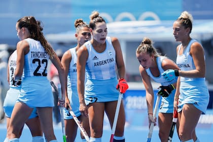 Eugenia Trinchinetti (22), Agustina Gorzelany, Noel Barrionuevo, Victoria Sauze y Micaela Retegui sufrieron la derrota ante Nueva Zelanda en el debut