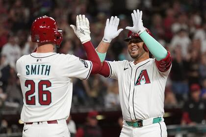 Eugenio Suárez conecta dos jonrones en victoria de Diamondbacks 8-1 sobre Cachorros