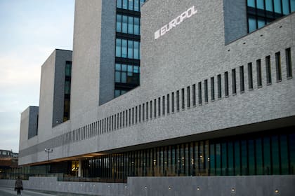 Europol se suma a las advertencias del FBI sobre la IA