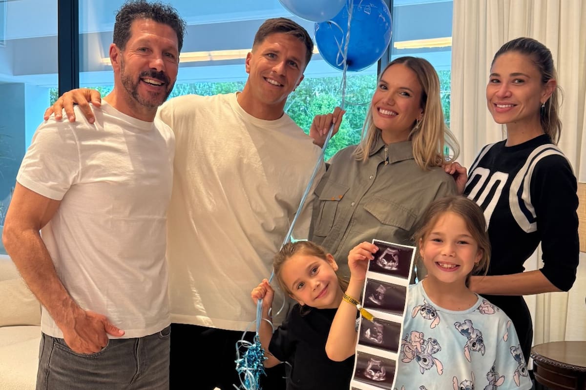 Eva Bargiela posó en una foto familiar con el Cholo Simeone y Carla Pereyra