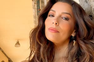 Eva Longoria visita las calles de México y luce encantada en su recorrido