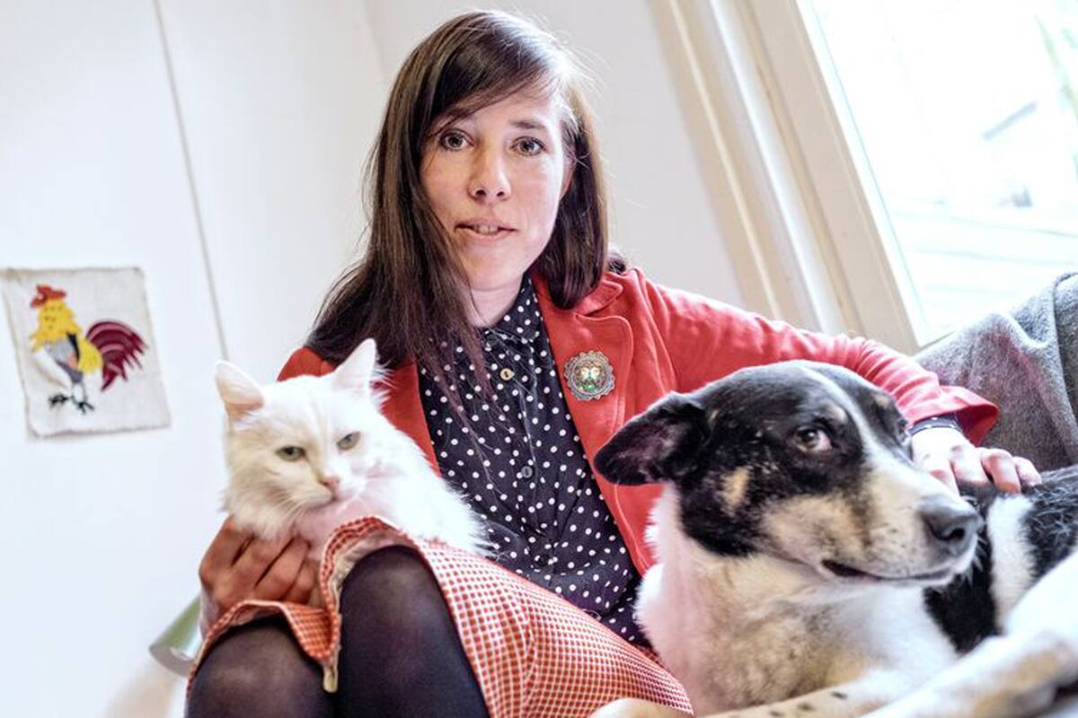 Eva Meijer, la filósofa holandesa que aporta evidencias científicas de que los animales "hablan"