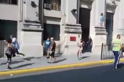 Evacuaron alumnos de Balvanera