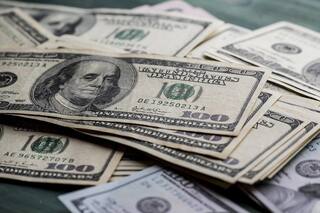 Impuestos, dólar y el déficit: las medidas para resolver la crisis argentina, según la economista