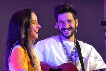 El cantante colombiano del hit "Tutu" y la más pequeña de la dinastía de los Montaner se ganaron el corazón de su "tribu", como llaman a sus seguidores, gracias a las imágenes que suben a sus cuentas de Instagram sobre sus vidas
