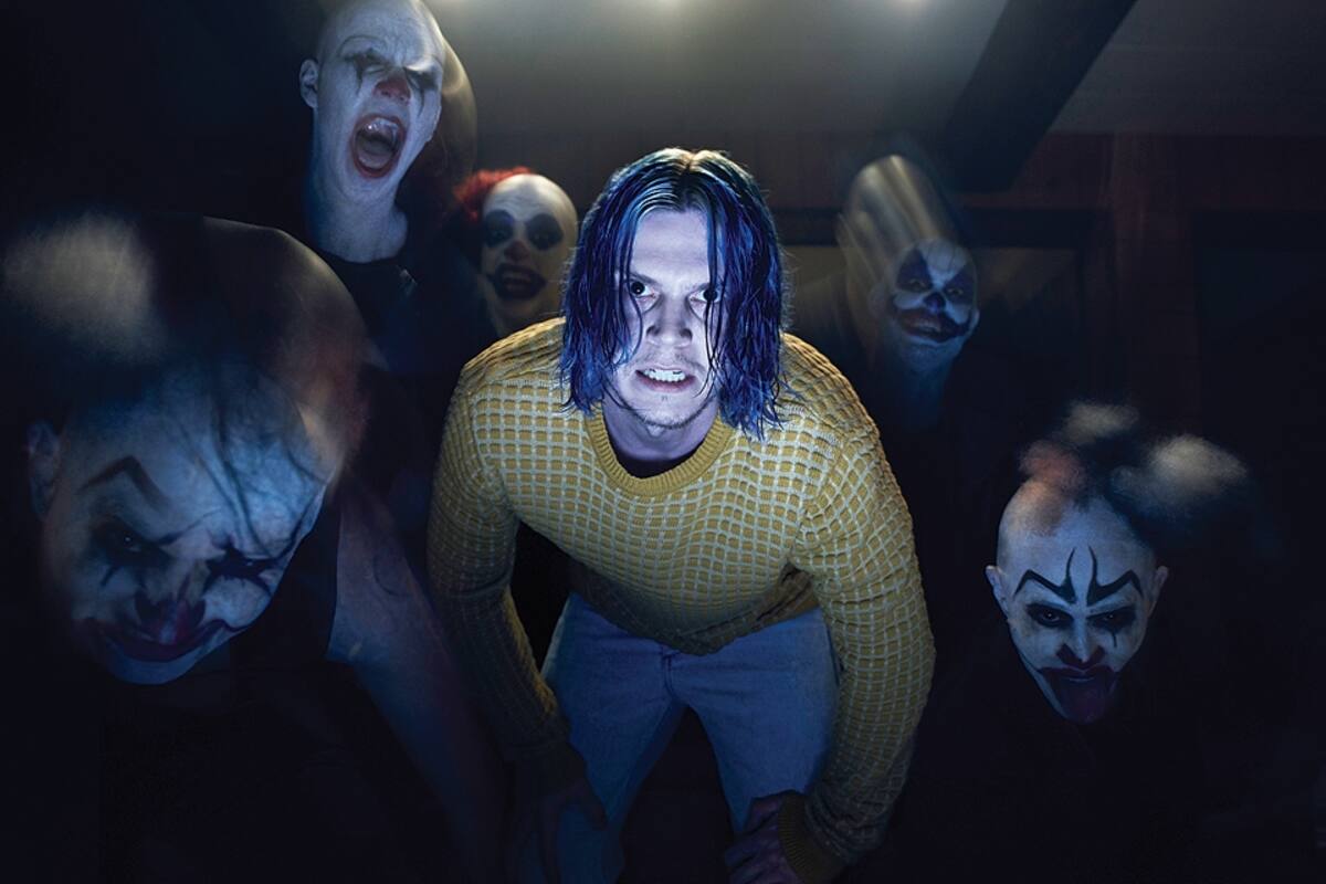 Evan Peters como Kai Anderson