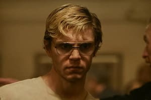 Evan Peters se puso en la piel de Jeffrey Dahmer en la nueva producción de Ryan Murphy (Foto: Netflix)