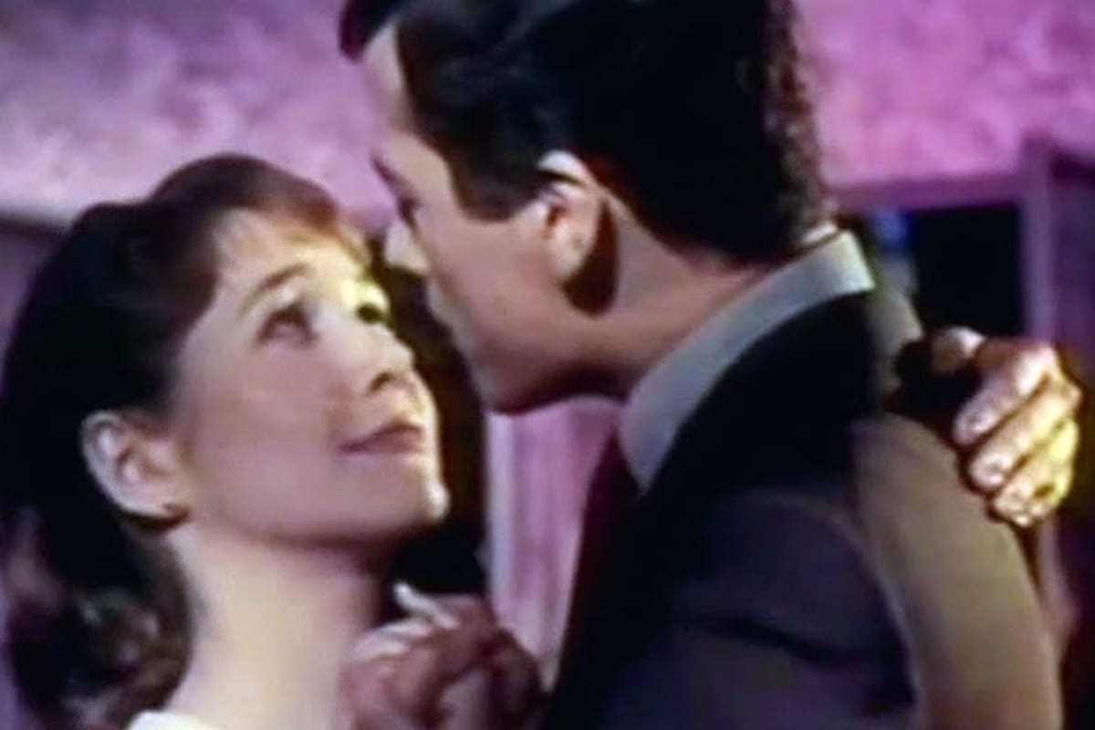 Evangelina Salazar y Palito Ortega, la pareja que traspasó los límites de la ficción y enamoró a todo un país
