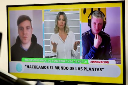 Matías Muchnick (NotCo), Carla Quiroga (LA NACION) y DJ Broder (fiesta Bresh)