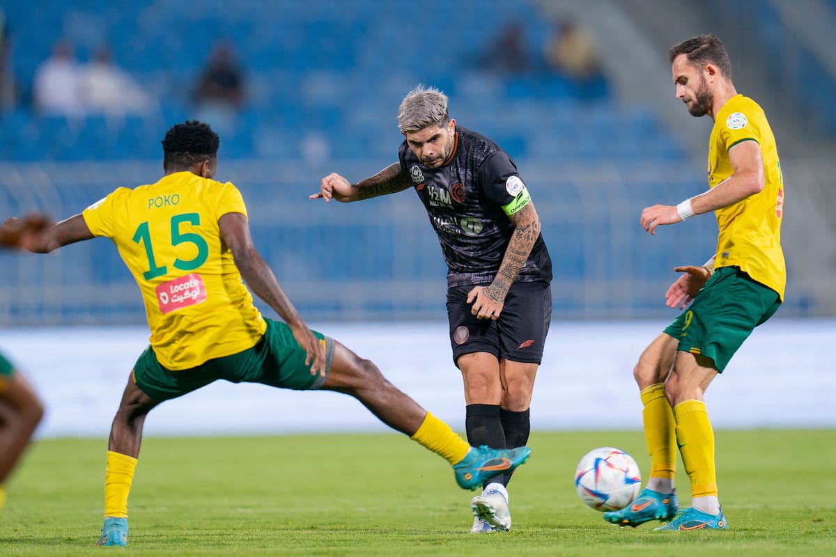 Ever Banega jugando en la actualidad para la liga de Arabia Saudita