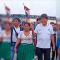 Evo Morales encabezó una marcha para pedir la renuncia de Rodrigo Paz