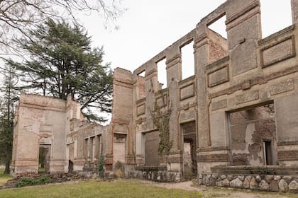 Ex Club Hotel de la Ventana, atractivo más destacado de Villa Ventana.