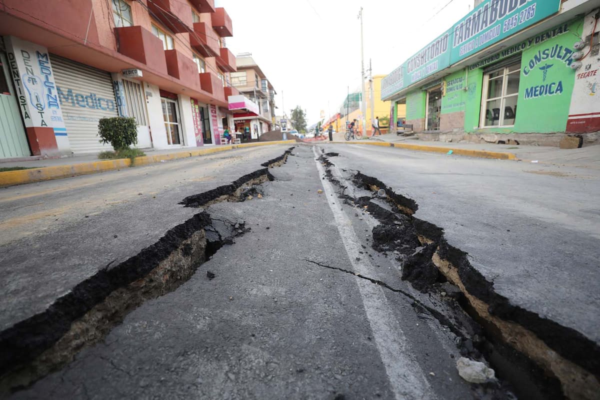 Exactamente 32 años después del sismo de 1985, la tierra volvió a temblar en México. ¿Por qué la mayor cantidad de víctimas fueron mujeres? ¿Cómo ayudaron los jóvenes a través de la tecnología? ¿Qué pasó con la identidad de algunos barrios?