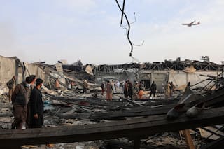 Exclusiva AP: pakistán y Talibán afgano reanudan diálogo en China; Beijing busca alto el fuego