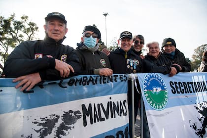 Excombatientes de Malvinas en el desfile militar