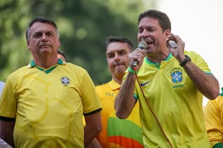 Exdirector de inteligencia de Brasil fue arrestado por el Ice, afirma senador brasileño