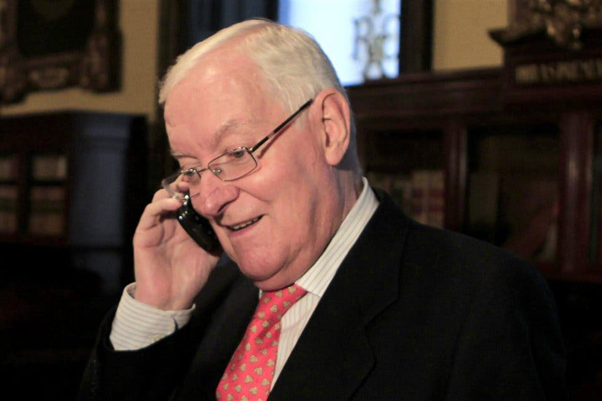 Exdirector del Instituto y de la Academia, Víctor García de la Concha recibirá un reconocimiento