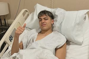 Exequiel Zeballos y su gesto de aprobación luego de ser operado en la Trinidad