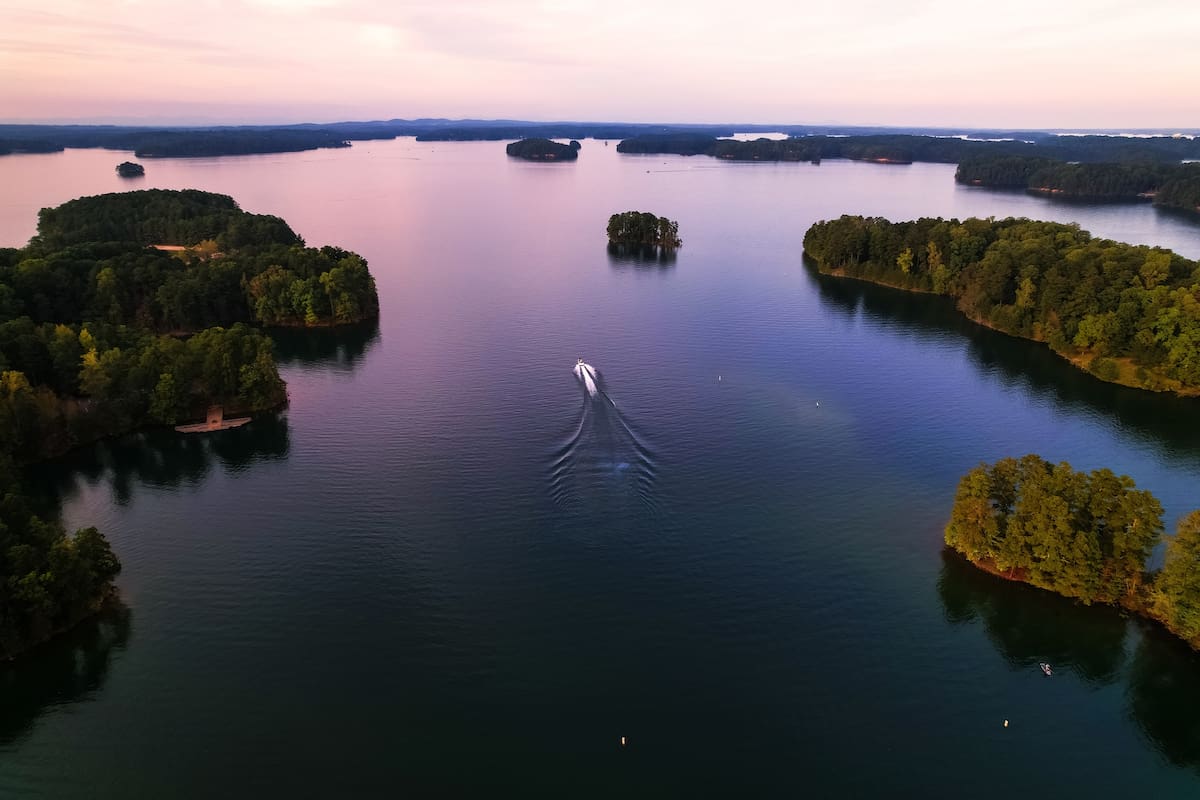 Existe mucho misterio alrededor de Lanier Lake en Georgia