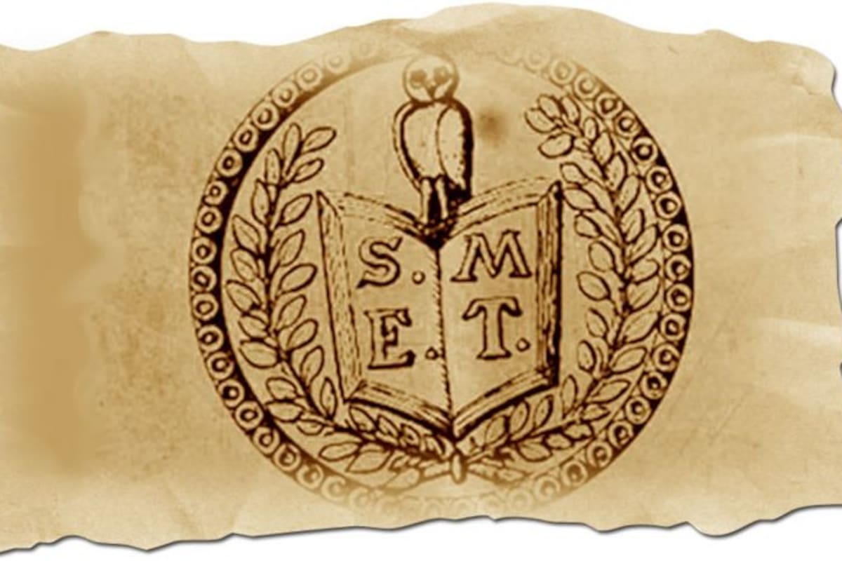 Existe sobre esta orden una parte real y otra ficticia, que alimentó teorías de conspiración durante años; hay personas que afirman que la intención del grupo es dominar el mundo