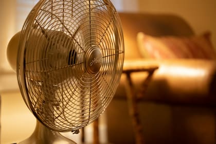 Existe un programa en Carolina del Norte que regala ventiladores para combatir el calor (Unsplash/Delaney Van)