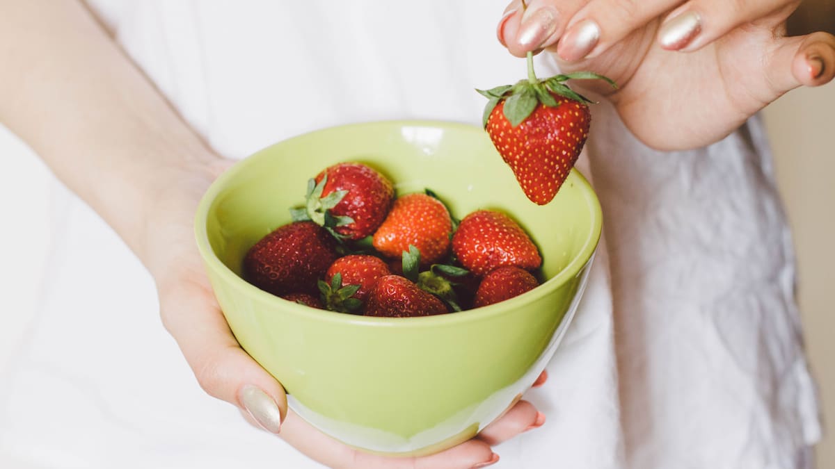El truco para conservar las frutillas frescas y que duren hasta 12 meses - LA NACION