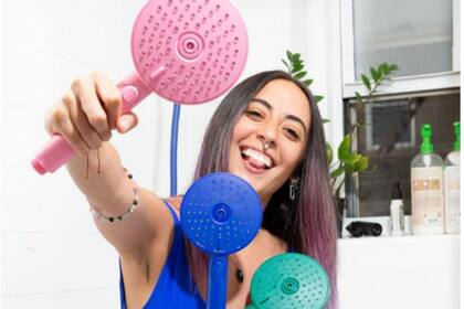 Existen cabezales de ducha que se alejan de los modelos tradicionales