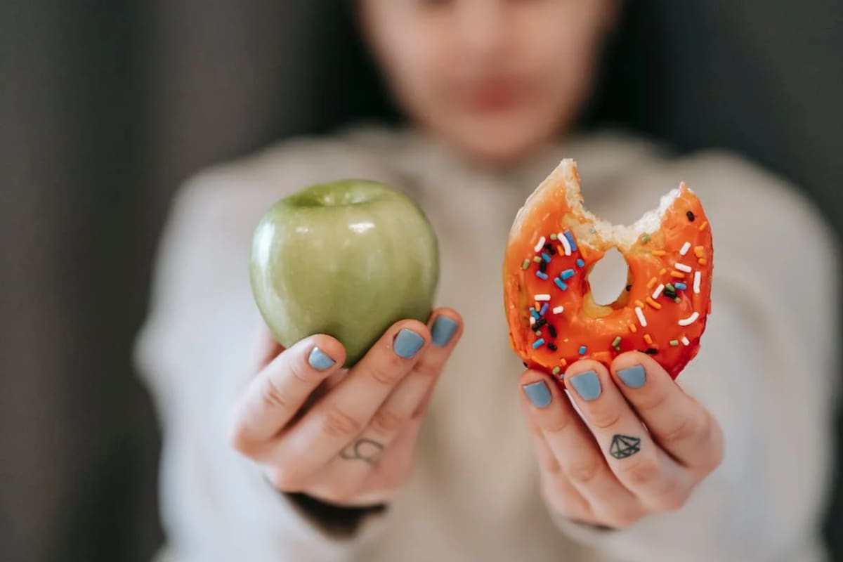 Existen ciertas conductas que podrían alertar sobre un incipiente trastorno de la alimentación (Foto Pexels)