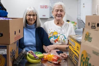 Existen varios bancos de alimentos en Chicago que ofrecen comestibles todo el año (Facebook/Greater Chicago Food Depository)
