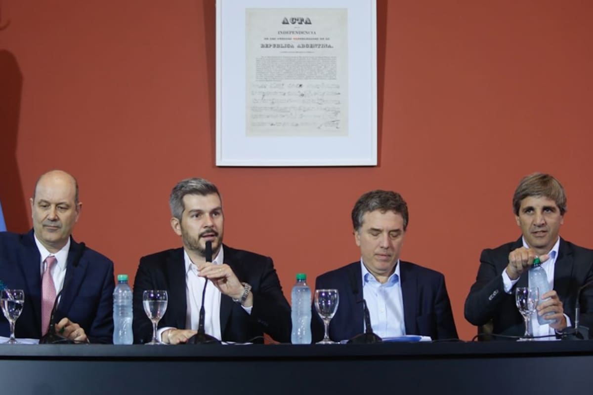 Expectativa por la conferencia de prensa del equipo económico