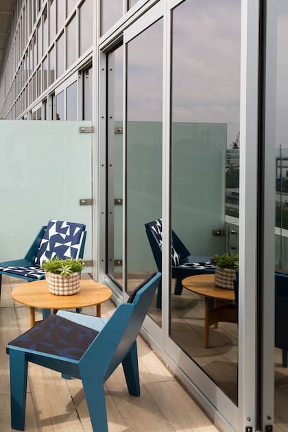 Experiencia Living es la oportunidad ideal para conocer la funcionalidad y maniobrabilidad de las aberturas de aluminio de Aluar, además de poder ver las distintas tipologías utilizadas, y comprobar los altos niveles de hermeticidad y aislación.