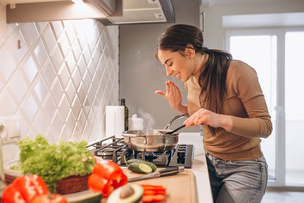 Experimentación constante, nuevos ingredientes, notas a mano y mucha organización son algunas claves para llevar tu amor por la cocina a un siguiente nivel