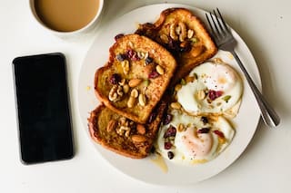 Los nutricionistas coinciden: “A los 50 el desayuno ideal es una tostada de pan de masa madre con huevo cocido y café con leche vegetal”